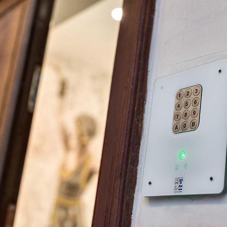Via Milano 52 Otel Roma Dış mekan fotoğraf