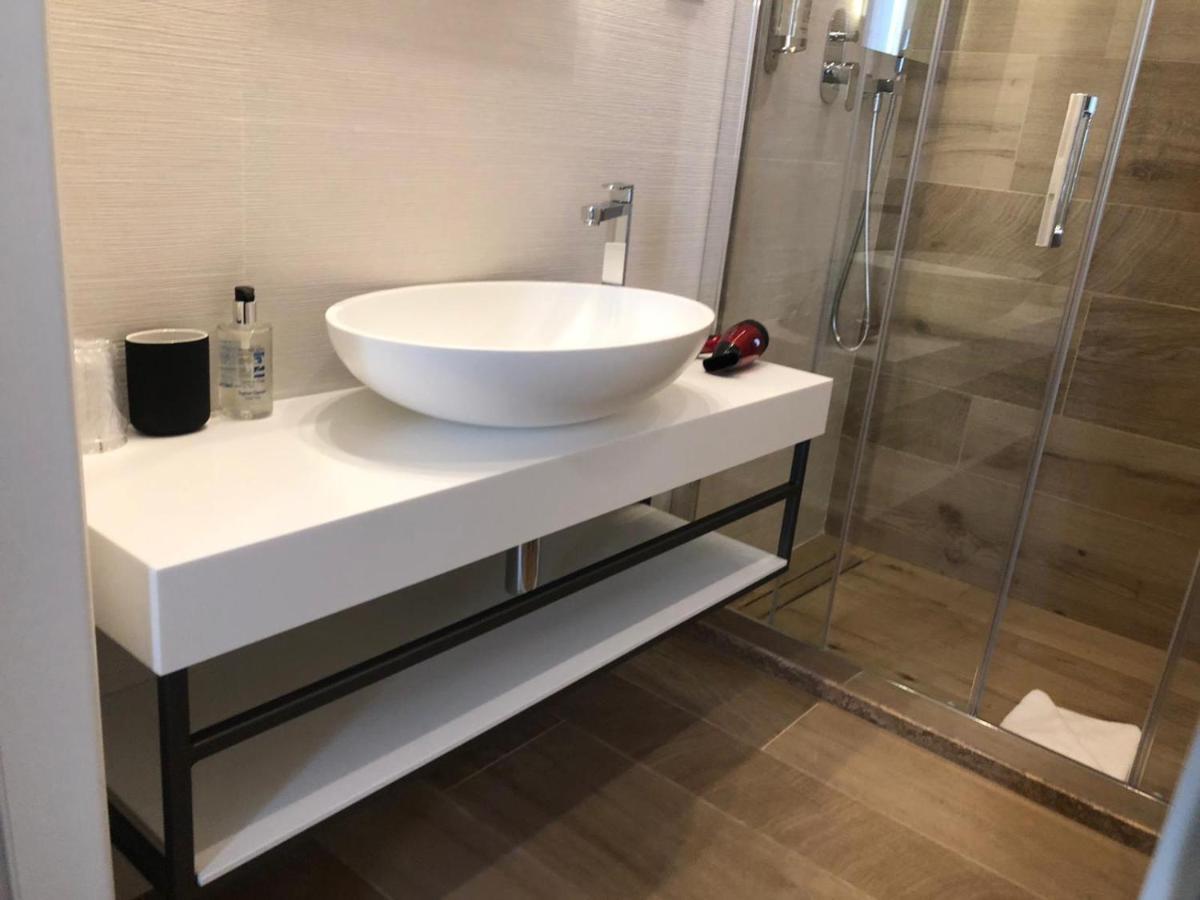 Via Milano 52 Otel Roma Dış mekan fotoğraf